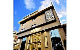 Hotel Grand Girdhar